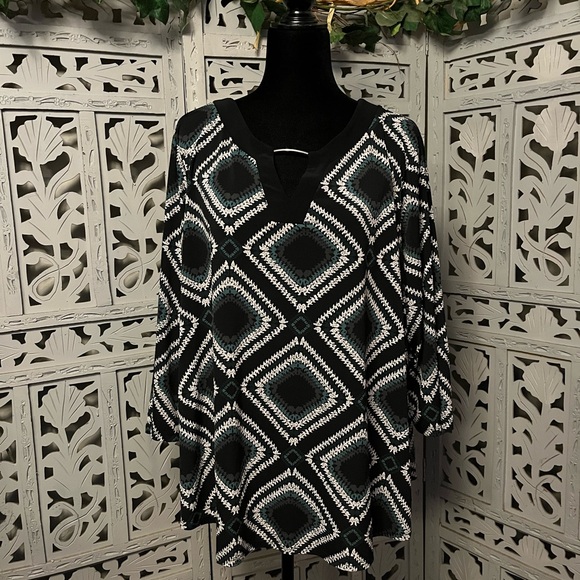 CATO EST.1946 DELIGHTFUL WHITE GREEN & BLACK DIAMOND & STITCHING DESIGN PLUS TOP - Picture 1 of 11